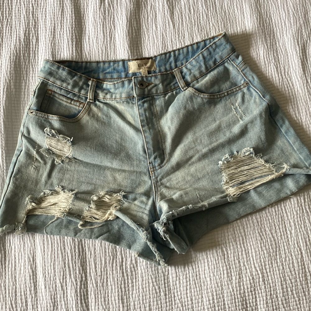 Chelsea and Violet jean shorts